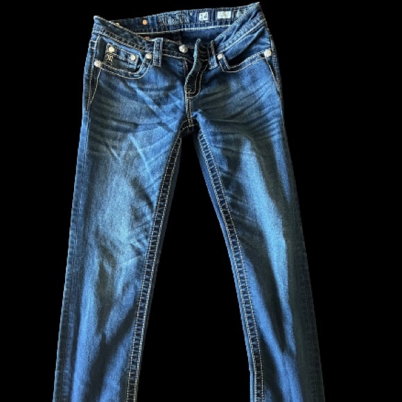 Girls Miss Me - Picture 2 of 3